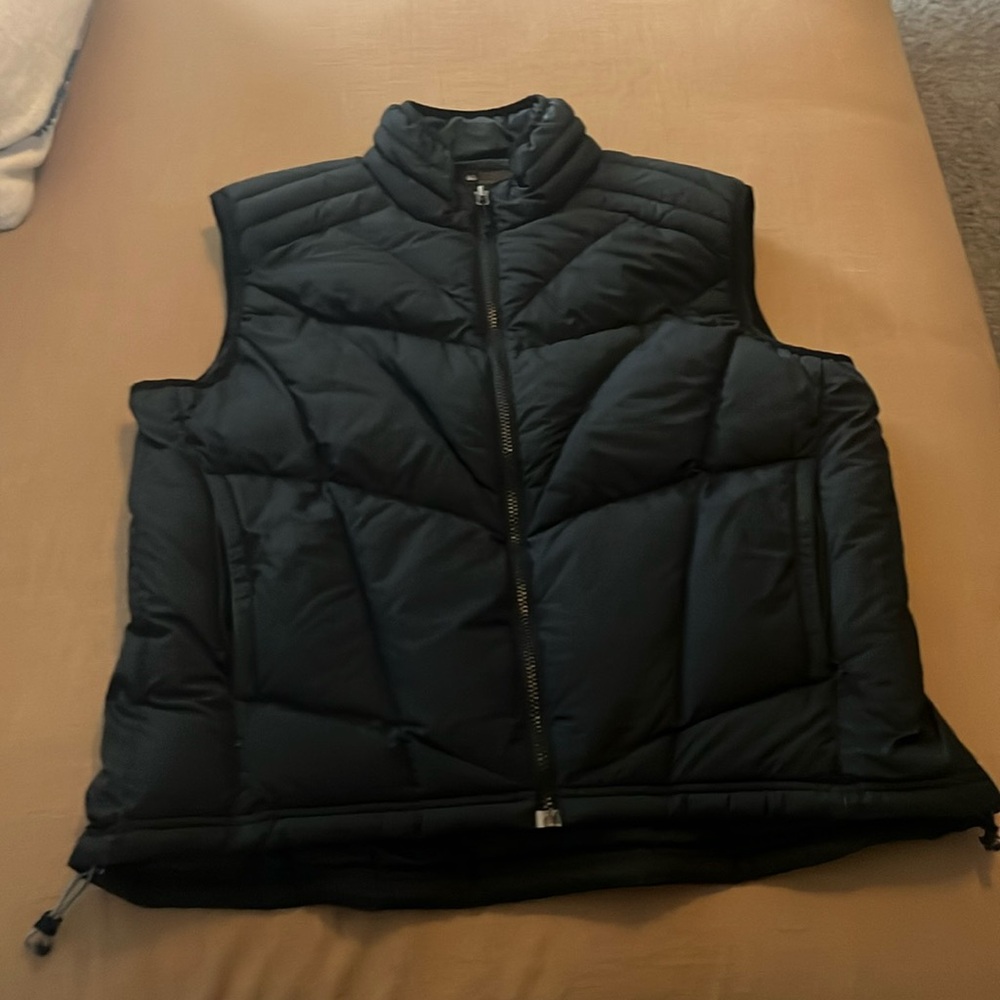 Women’s REI puffer vest